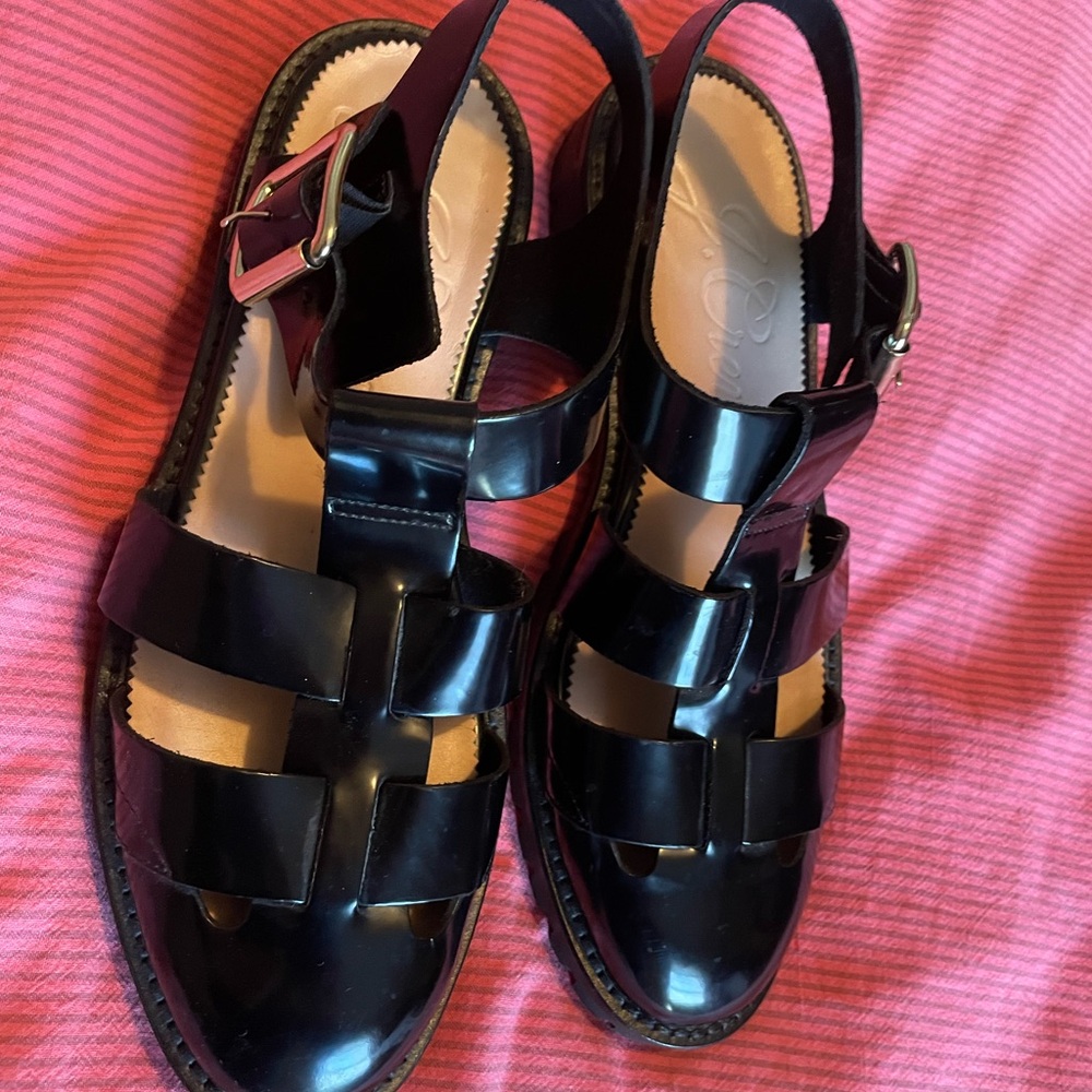 J. Crew Black Sandals with Sleek Design - Picture 2 of 4